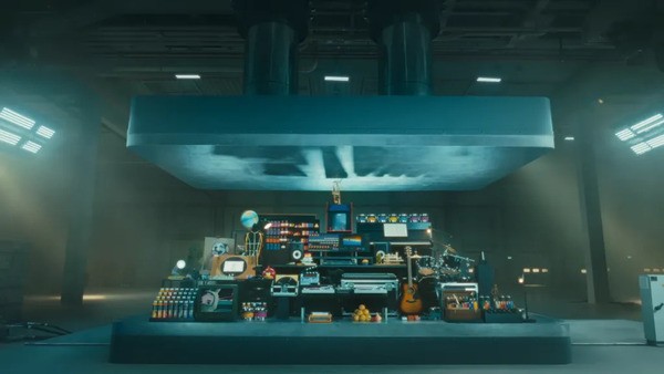 ایپل نے متنازعہ پیانو اشتہار پر معافی مانگ لی