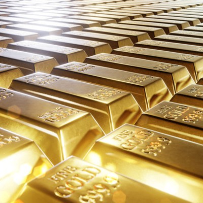 Gold to hit record high next year - Reuters