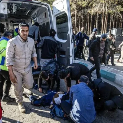 More than 100 dead in bomb attacks near Iranian general Qassem Soleimani's grave