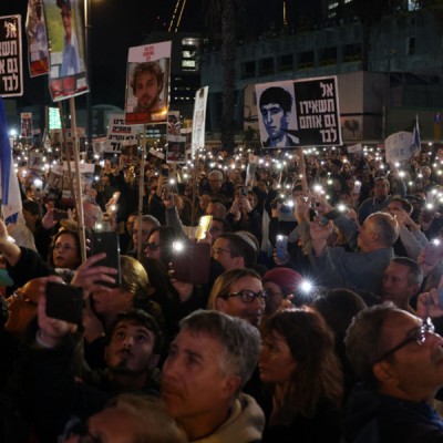 Israeli protesters are calling for Netanyahu's ouster following the failed war in Gaza.