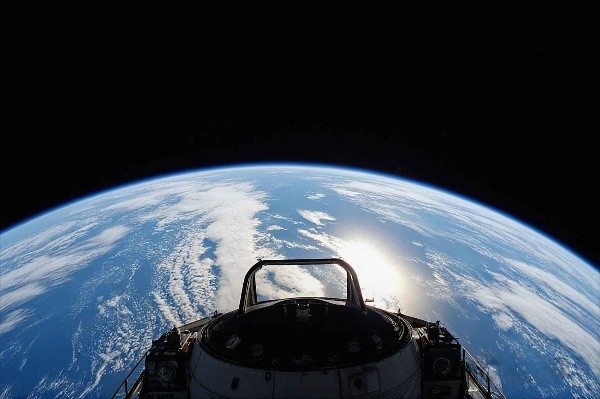 Polaris Dawn Spacewalk: Navigating the Legal and Safety Challenges of Private Space Exploration