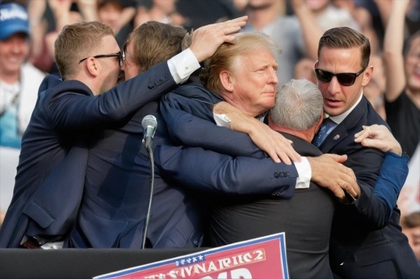 World Reaction to Shooting at Trump Campaign Rally