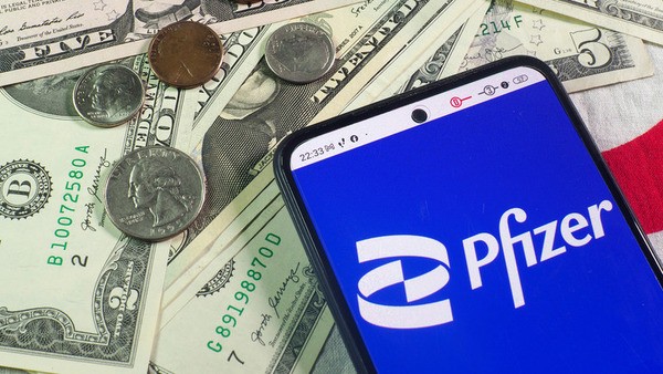 کینسر 'ہمارا نیا Covid' ہے - Pfizer CEO, Albert Bourla