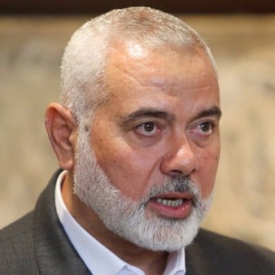 Hamas pledges to handle any agreement that fulfills its demands with utmost seriousness.