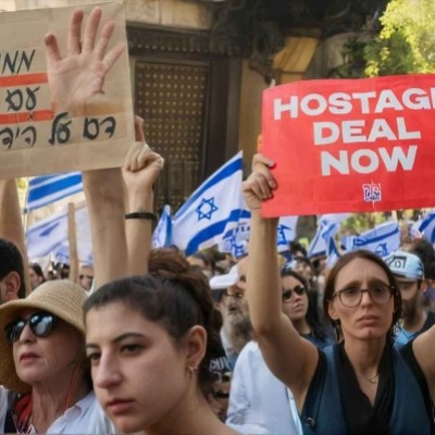 Tensions Escalate as Hamas Threatens Captives' Lives Amid Israeli Raids