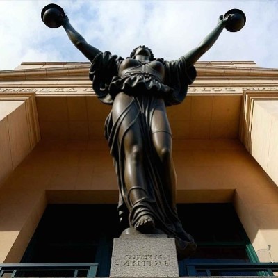 امریکی شہری کو 50 ملین ڈالرز معاوضہ، 10 سال جیل میں رہنے کے بعد قتل کے الزام سے بری