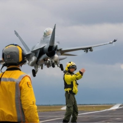 US Orders Submarine and Carrier Strike Group Deployment to Middle East Amid Rising Tensions